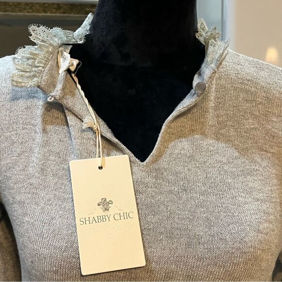 Shabby Chic Grey Keyhole Neck Shirt Sleeve Sweater with Lace Trim. 1 Button sz S - Picture 14 of 16